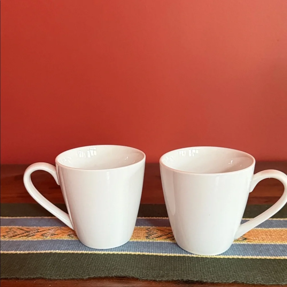 Sur Le Table Elegant White Handcrafted Porcelain Mugs